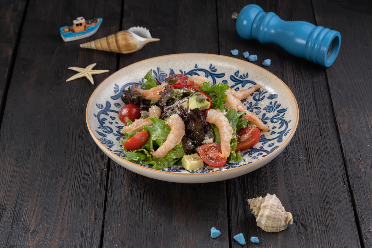 Shrimp and avocado Salad